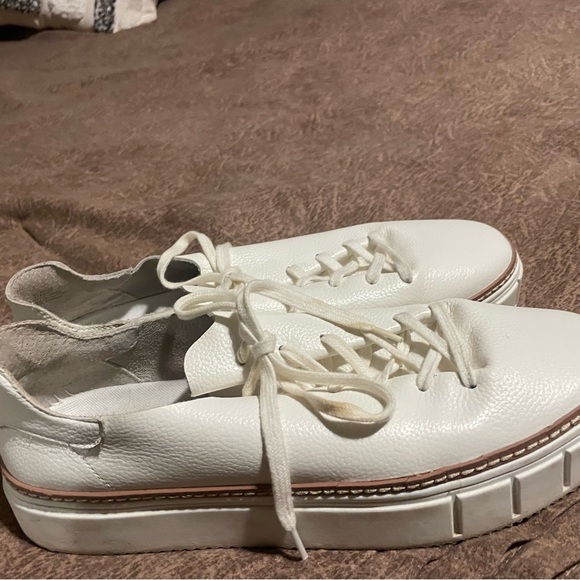 White Leather Sneakers Vince Camato size 11 - Picture 4 of 8